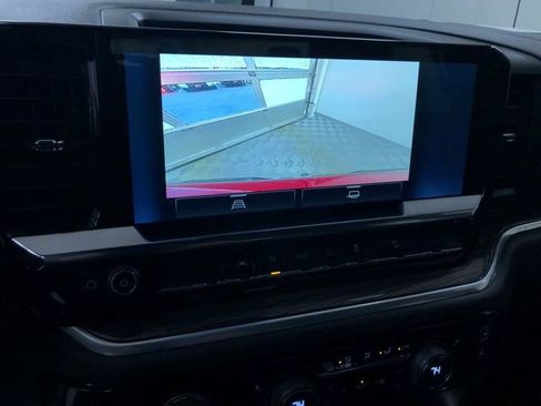 Used 2022 Chevrolet Silverado 1500 LT image 23