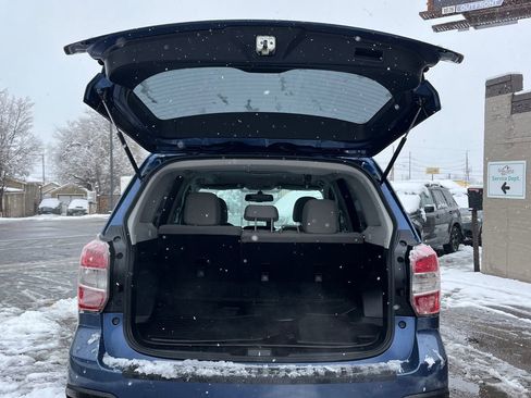 Used 2014 Subaru Forester 2.5i Premium w/ All-Weather Package image 22