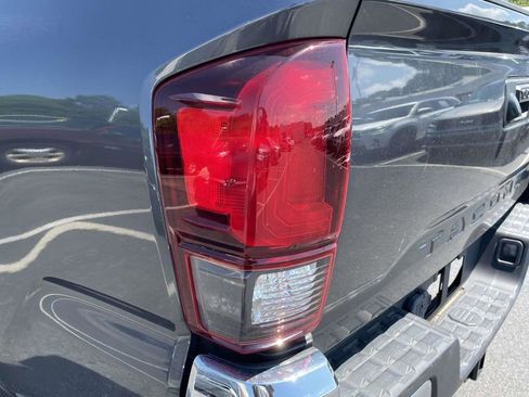 Used 2021 Toyota Tacoma SR5 RWD image 14
