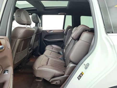 Used 2019 Mercedes-Benz GLS 450 4MATIC image 26