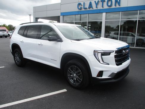 Used 2025 GMC Acadia Elevation image 10