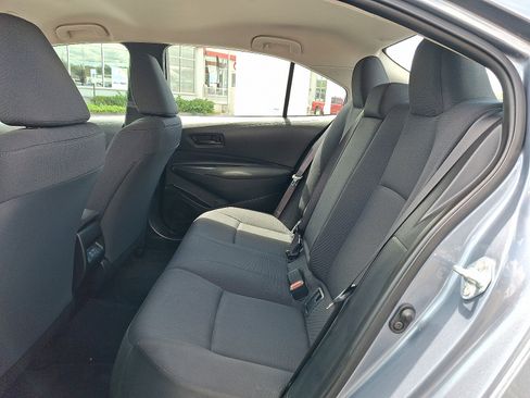 Used 2025 Toyota Corolla LE FWD image 11