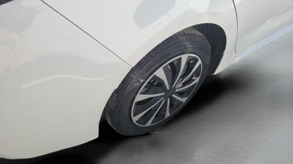 Used 2023 Toyota Corolla LE FWD image 11