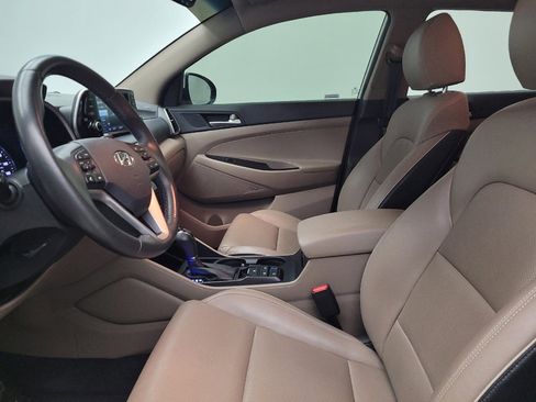 Used 2021 Hyundai Tucson Limited image 17