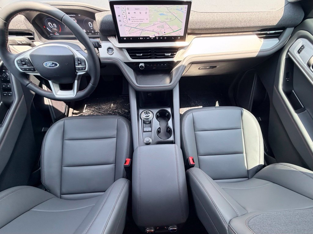 New 2026 Ford Explorer Active w/ Active Comfort Package RWD image 16