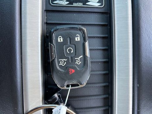 Used 2020 GMC Yukon XL Denali w/ Open Road Package image 39