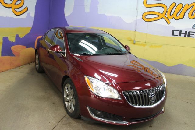Used 2017 Buick Regal Premium FWD image 2