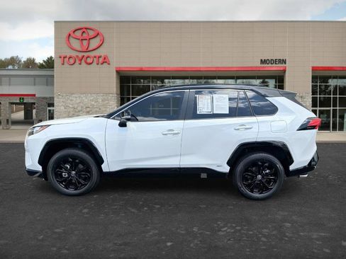 Certified 2025 Toyota RAV4 XSE w/ Weather Package AWD/4WD image 8