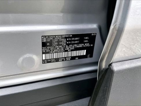 Certified 2025 Toyota RAV4 LE AWD/4WD image 35
