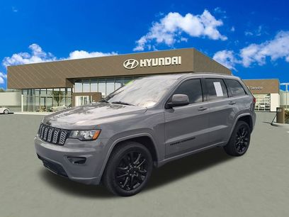 Used 2020 Jeep Grand Cherokee Altitude