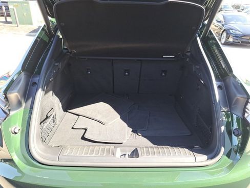 Certified 2025 Porsche Macan 4 Electric image 15