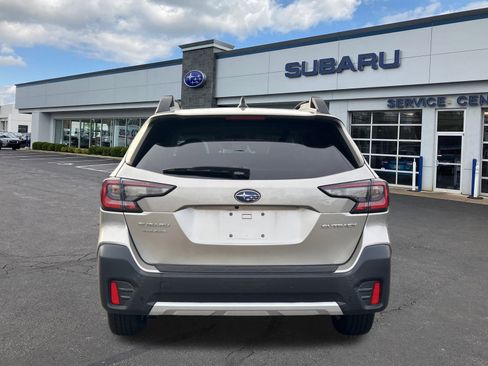 Used 2020 Subaru Outback Limited image 6