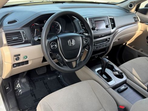 Used 2016 Honda Pilot LX image 19