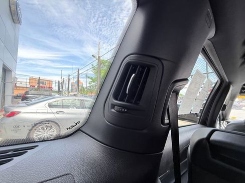 Used 2021 Jeep Grand Cherokee L Laredo AWD/4WD image 26