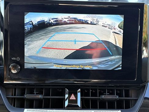 Used 2023 Toyota Corolla LE image 23