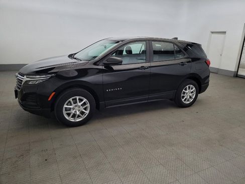Used 2024 Chevrolet Equinox LS w/ LPO, Floor Liner Package AWD/4WD image 2