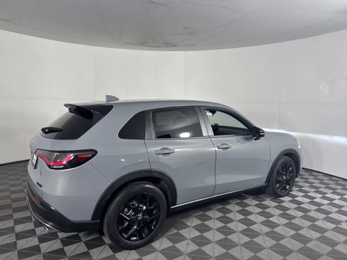 Certified 2025 Honda HR-V Sport image 40