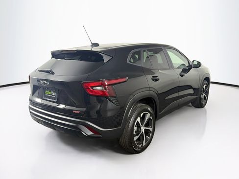 Used 2025 Chevrolet Trax RS w/ Driver Confidence Package FWD image 9