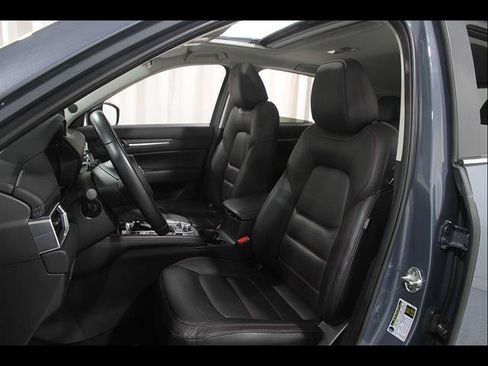Certified 2025 MAZDA CX-5 Carbon Edition AWD/4WD image 5