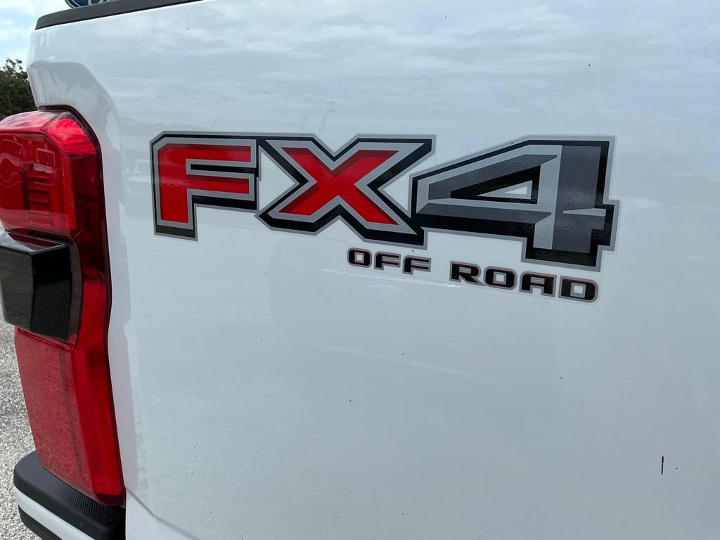 New 2026 Ford F350 Platinum w/ FX4 Off-Road Package AWD/4WD image 22