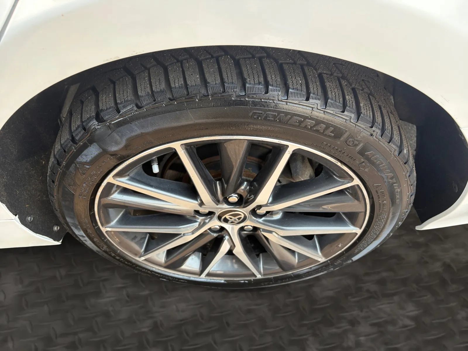 Used 2021 Toyota Camry XLE AWD/4WD image 42
