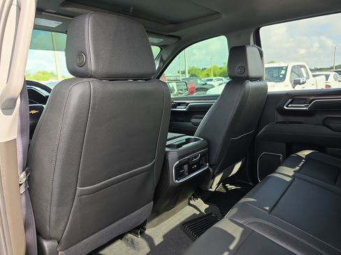 Used 2026 Chevrolet Silverado 1500 LTZ w/ LTZ Convenience Package II AWD/4WD image 11