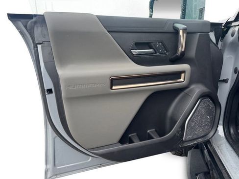 New 2025 GMC Hummer EV 2X w/ LPO, Sport Package image 10