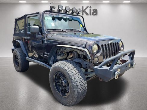 Used 2013 Jeep Wrangler Sport w/ Connectivity Group AWD/4WD image 2