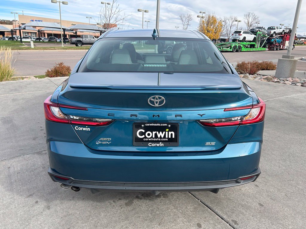 Used 2026 Toyota Camry SE AWD/4WD image 7