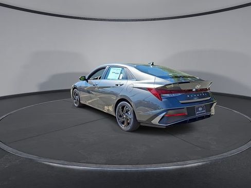 New 2026 Hyundai Elantra SEL Sport Premium FWD image 7