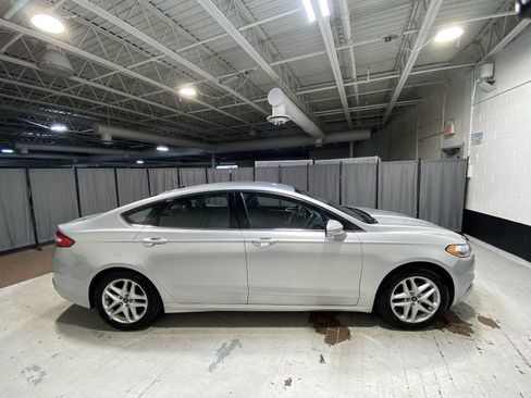 Used 2014 Ford Fusion SE FWD image 27