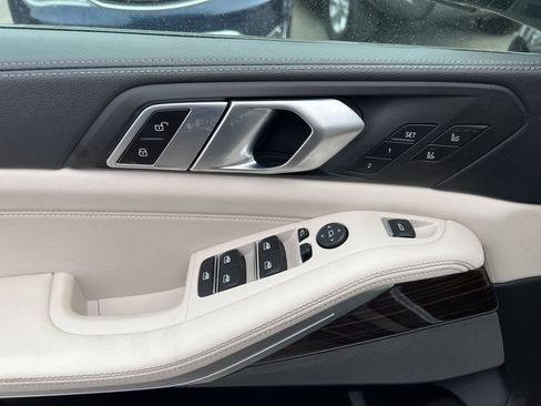 Used 2020 BMW X5 sDrive40i w/ M Sport Package image 26