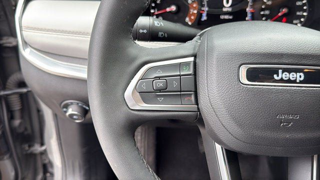 Certified 2023 Jeep Compass Limited w/ Sun and Sound Group AWD/4WD image 16