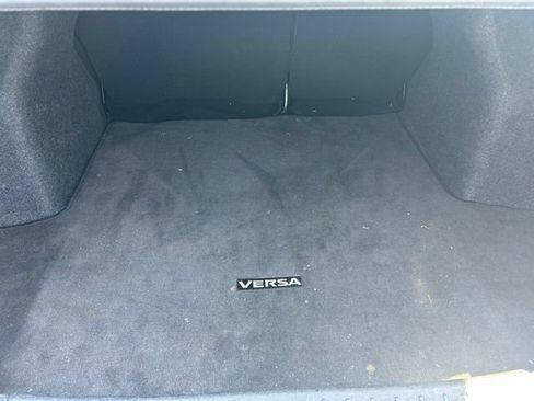 Used 2023 Nissan Versa SV FWD image 10