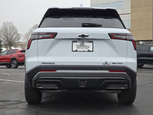New 2026 Chevrolet Equinox ACTIV image 11