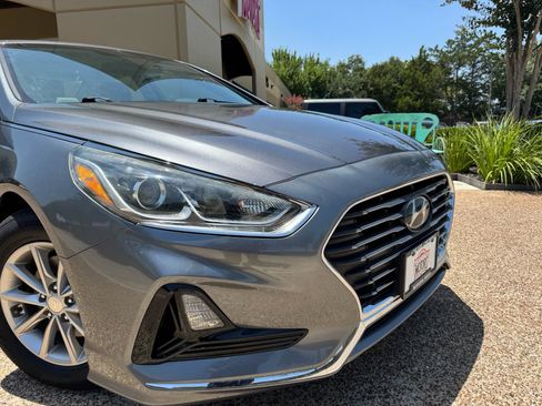 Used 2019 Hyundai Sonata ECO FWD image 2
