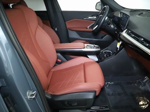 Used 2026 BMW X1 xDrive28i w/ Technology Package AWD/4WD image 37