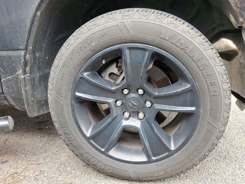 Used 2022 RAM 1500 Big Horn image 5