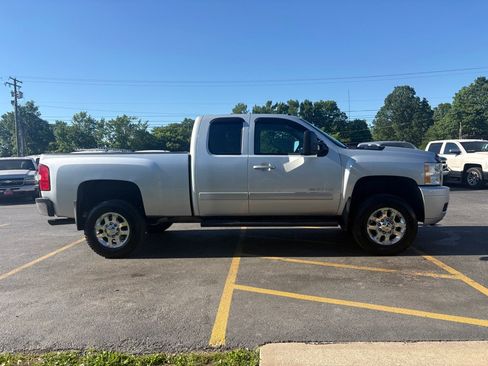 Used 2012 Chevrolet Silverado 2500 LT w/ Z71 Appearance Package AWD/4WD image 5