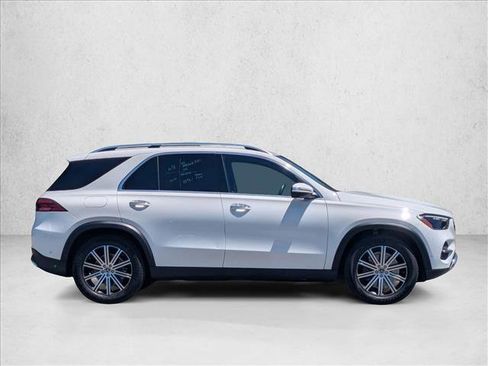 Used 2025 Mercedes-Benz GLE 350 4MATIC image 4