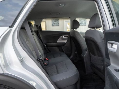 Used 2019 Kia Niro LX image 28