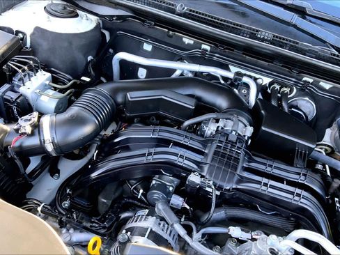 Used 2024 Subaru Outback Limited image 29