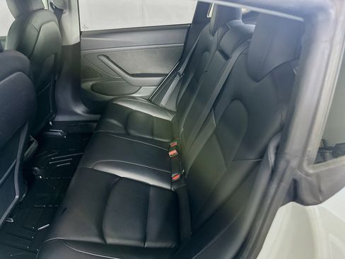 Used 2020 Tesla Model 3 Standard Range Plus image 27