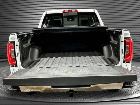 Used 2017 GMC Sierra 1500 SLT AWD/4WD image 7