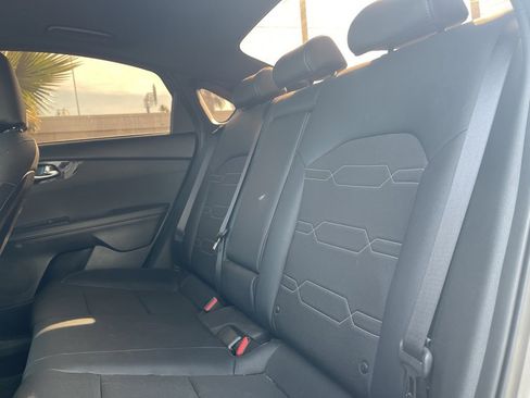 Used 2024 Kia Forte GT-Line w/ GT-Line Premium Package image 15