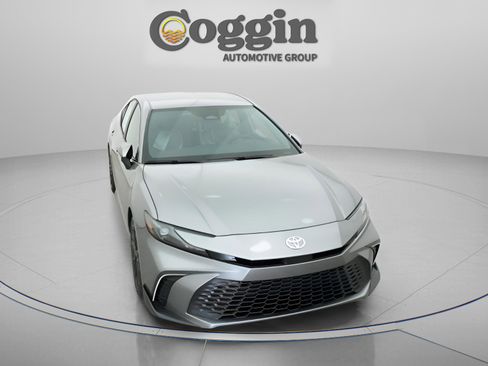 New 2026 Toyota Camry SE FWD image 27