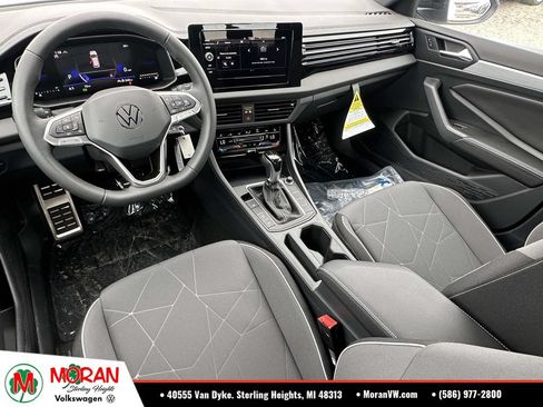 Used 2026 Volkswagen Jetta Sport FWD image 10