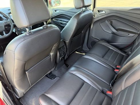 Used 2017 Ford Escape Titanium image 20