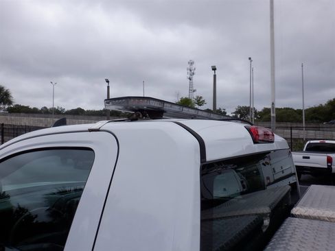 Used 2023 Chevrolet Silverado 1500 W/T w/ Trailering Package RWD image 9