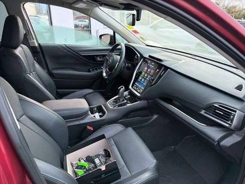 Used 2023 Subaru Outback Limited image 9